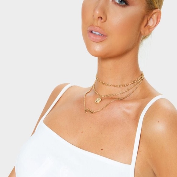 Cream bustier detail crop top - Picture 3 of 3